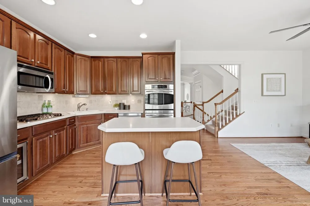 18526 BEAR CREEK TERRACE Leesburg, VA 20176