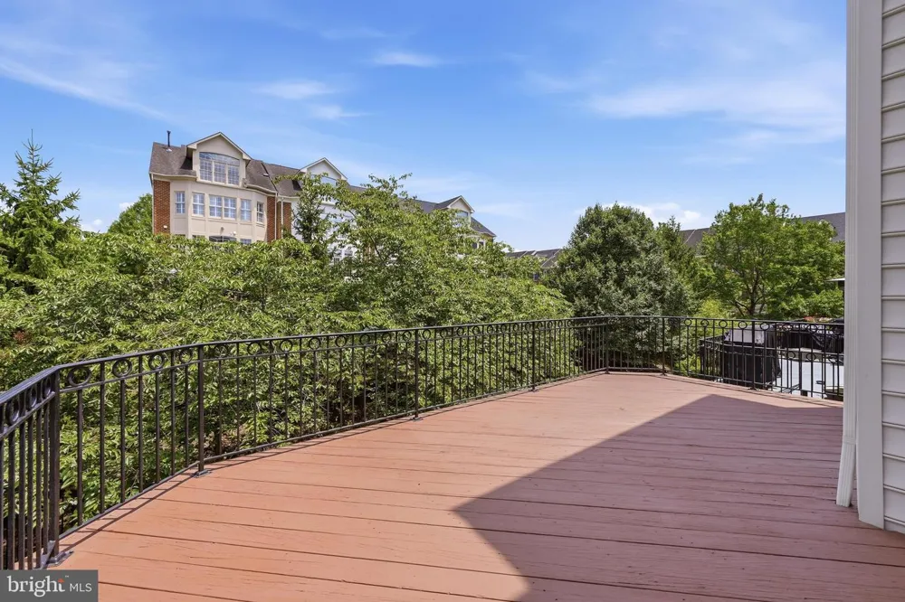 18526 BEAR CREEK TERRACE Leesburg, VA 20176