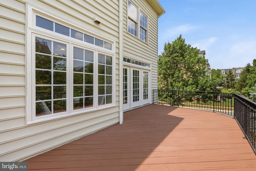18526 BEAR CREEK TERRACE Leesburg, VA 20176
