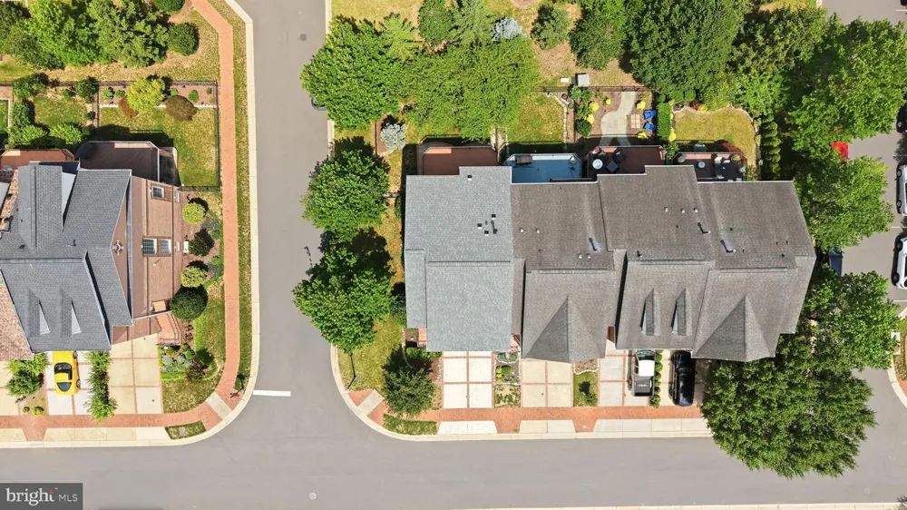 18526 BEAR CREEK TERRACE Leesburg, VA 20176