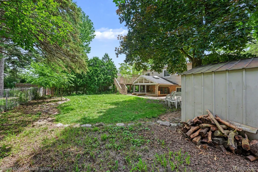 547 Reed Street Northville City, MI 48167