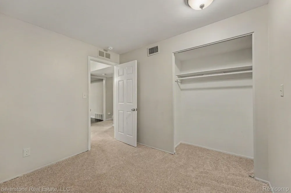 547 Reed Street Northville City, MI 48167