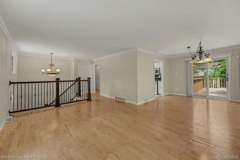 547 Reed Street Northville City, MI 48167