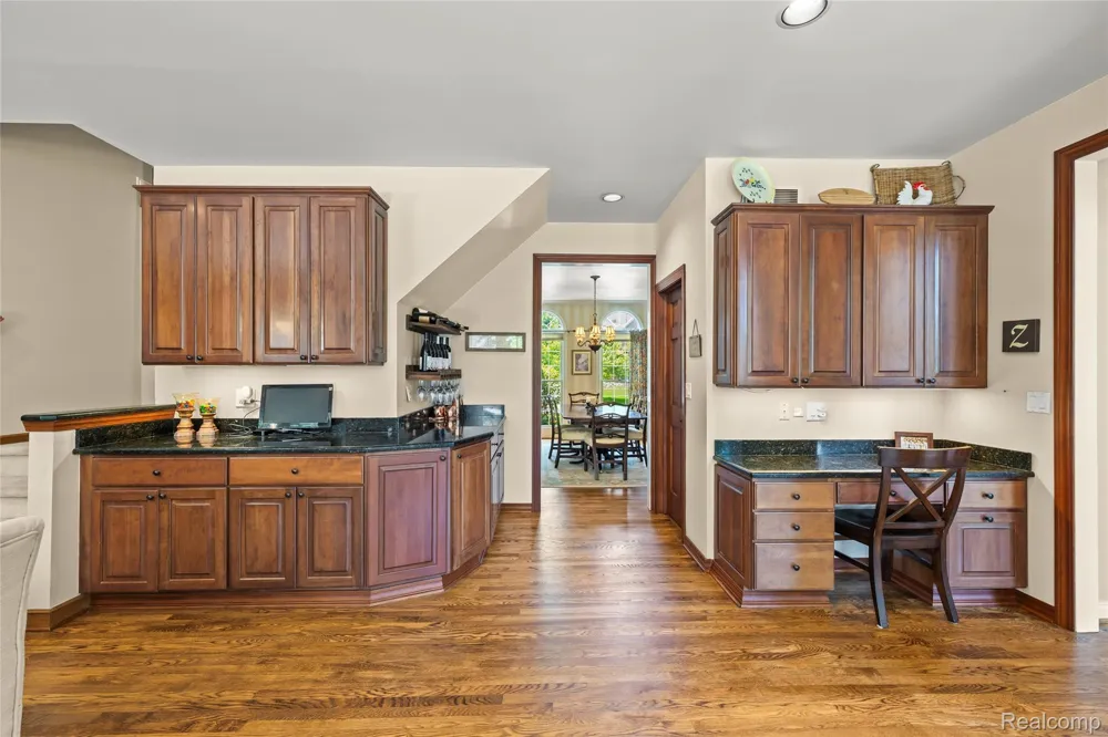 12106 Deer Creek Run Plymouth Charter Township, MI 48170