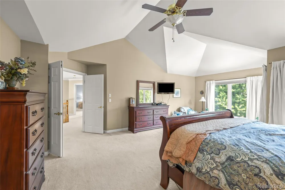12106 Deer Creek Run Plymouth Charter Township, MI 48170