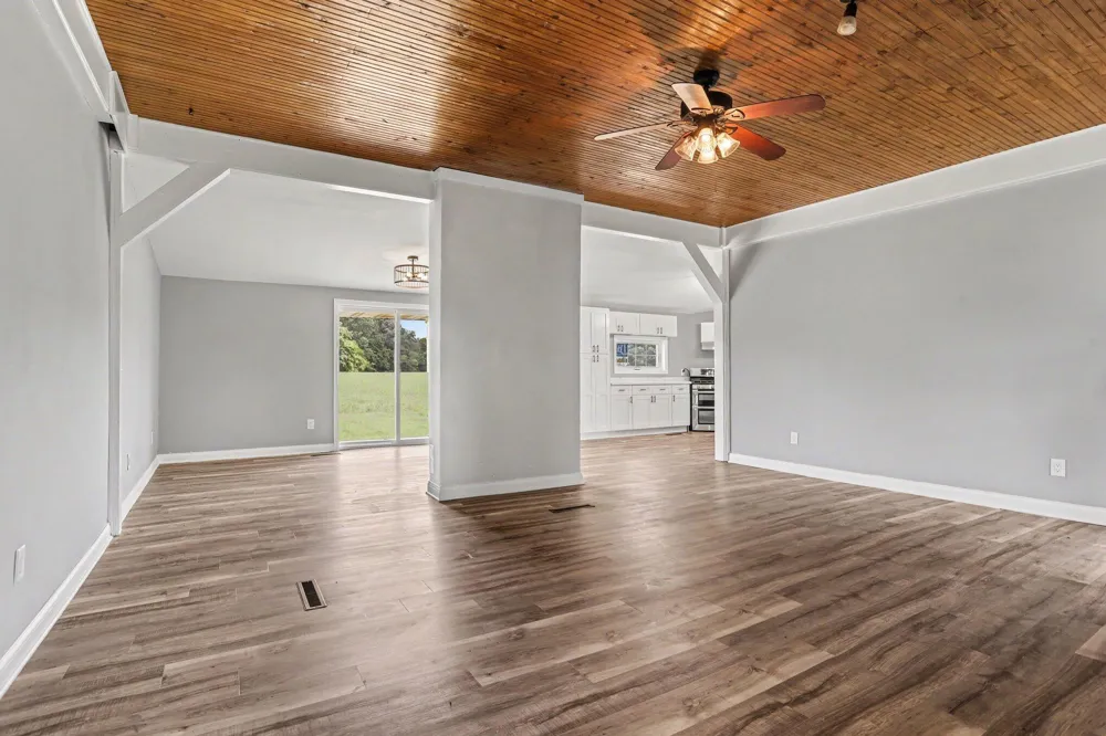 33594 M 60 Leonidas Township, MI 49011
