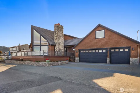 301 Driftwood Shores Road