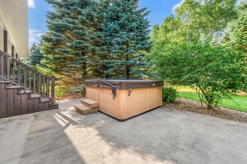 6299 W Falmouth Road Richland Township, MI 49657