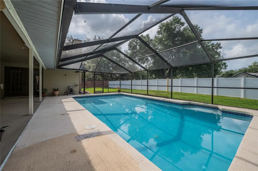 1749 LADY BOWERS TRAIL Lakeland, FL 33809