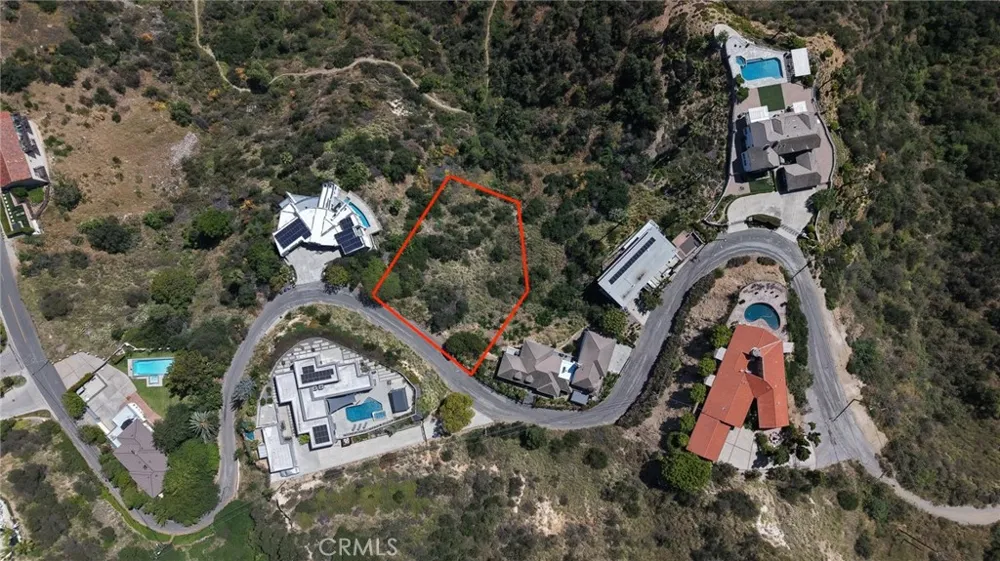 1570 Glen Oaks Boulevard Pasadena, CA 91005