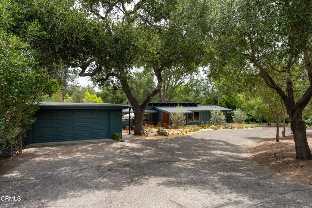 2046 Los Encinos Road Ojai, CA 93023