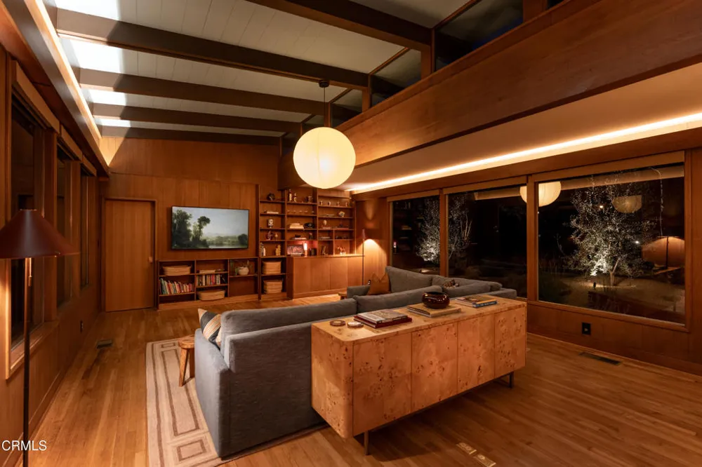 2046 Los Encinos Road Ojai, CA 93023