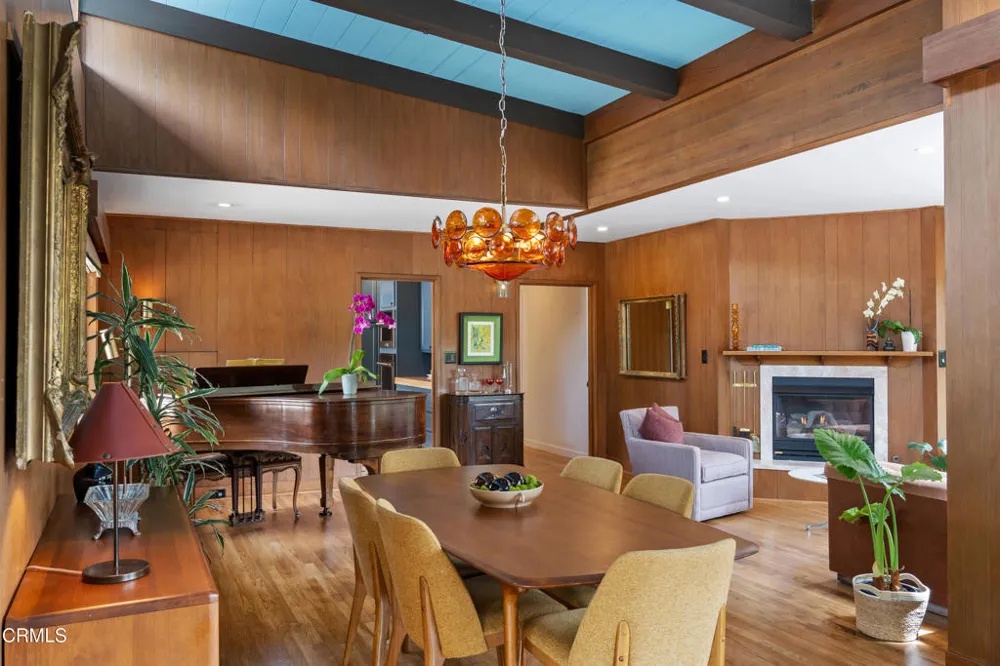 2046 Los Encinos Road Ojai, CA 93023