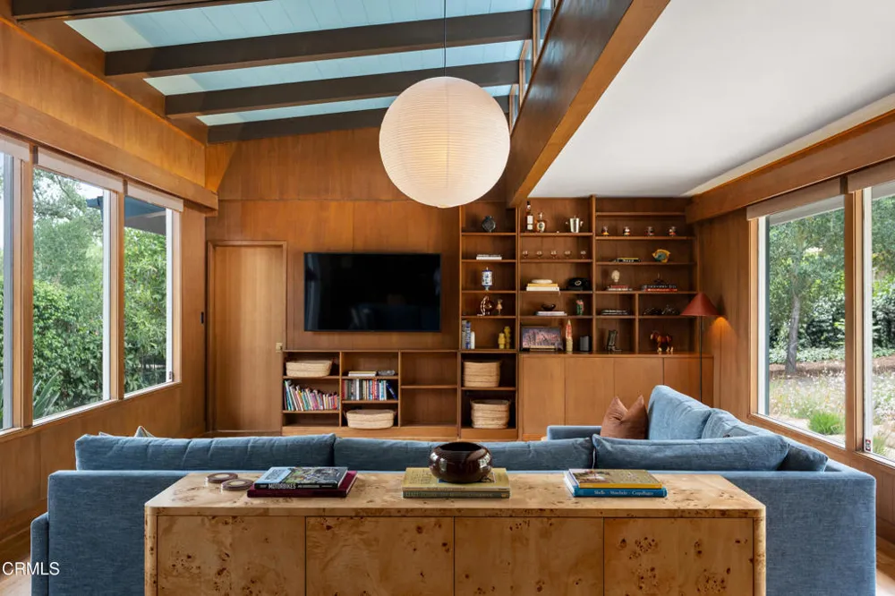 2046 Los Encinos Road Ojai, CA 93023