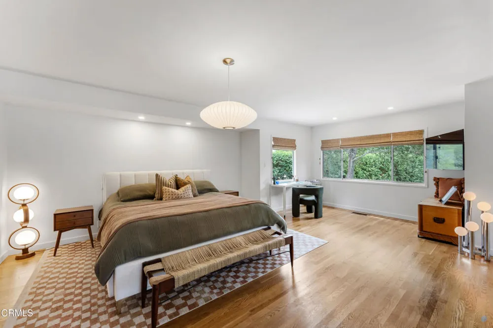 2046 Los Encinos Road Ojai, CA 93023