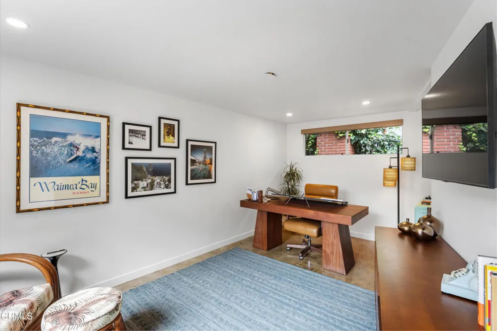 2046 Los Encinos Road Ojai, CA 93023