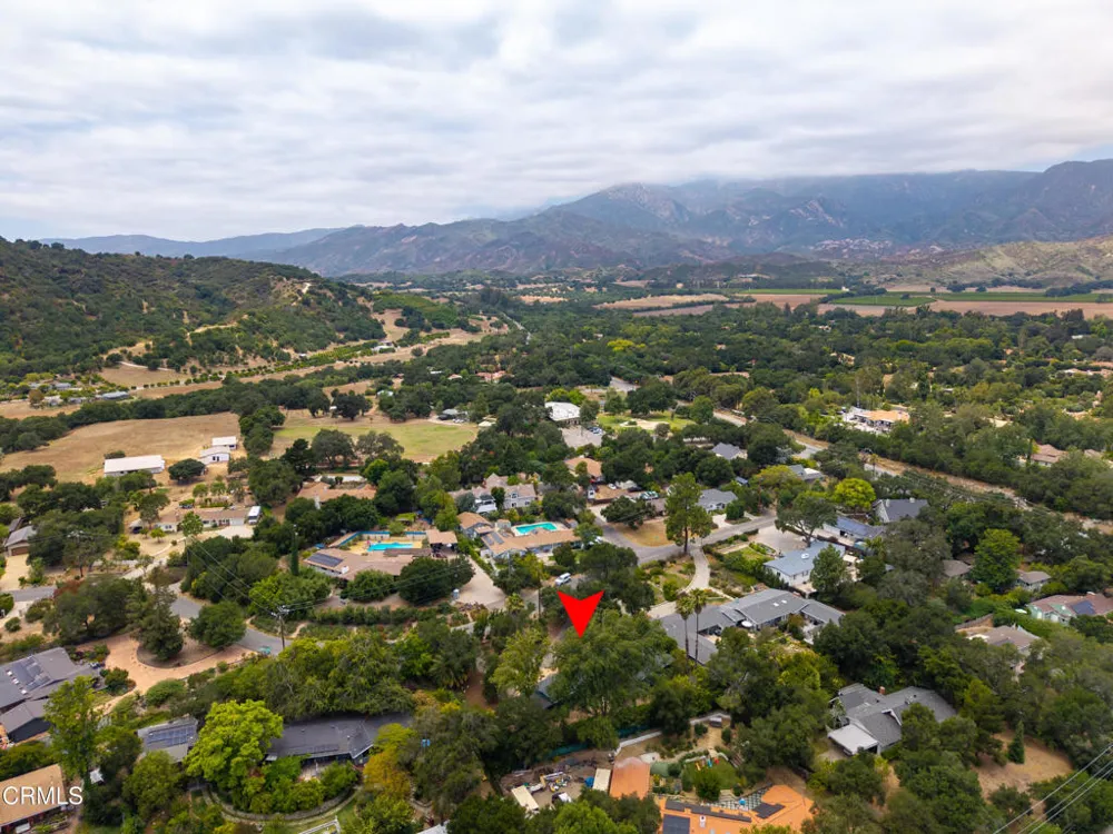 2046 Los Encinos Road Ojai, CA 93023