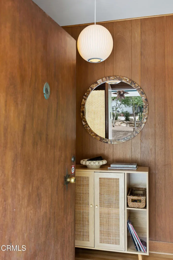 2046 Los Encinos Road Ojai, CA 93023
