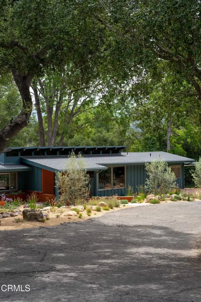 2046 Los Encinos Road Ojai, CA 93023