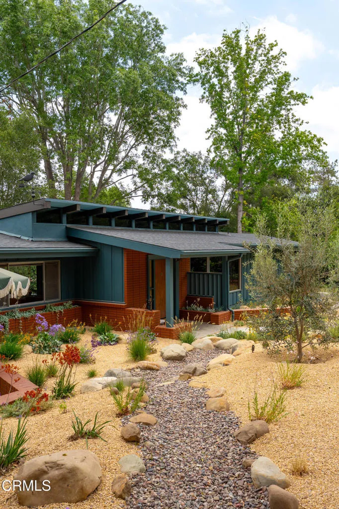 2046 Los Encinos Road Ojai, CA 93023