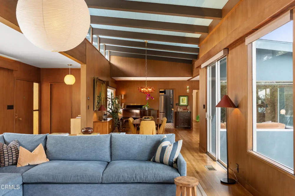 2046 Los Encinos Road Ojai, CA 93023