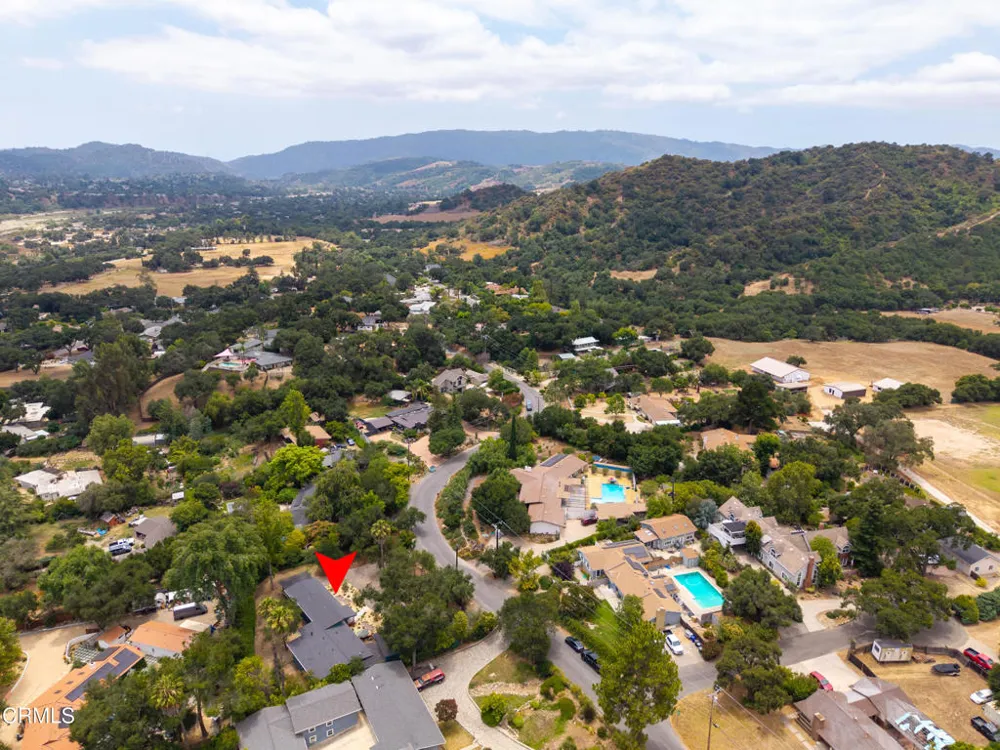 2046 Los Encinos Road Ojai, CA 93023