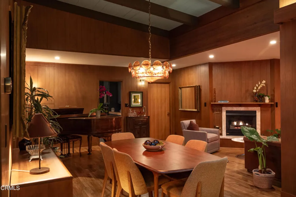 2046 Los Encinos Road Ojai, CA 93023