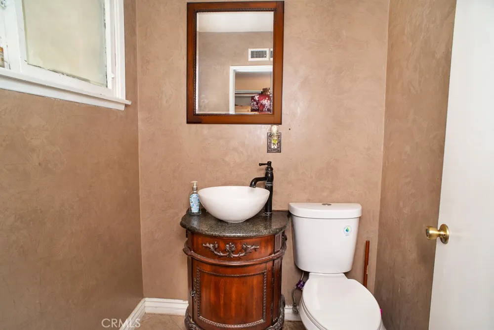 11838 Terra Bella Sylmar, CA 91342