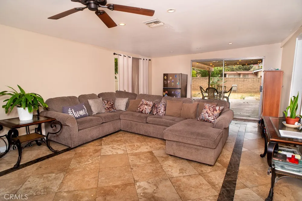11838 Terra Bella Sylmar, CA 91342