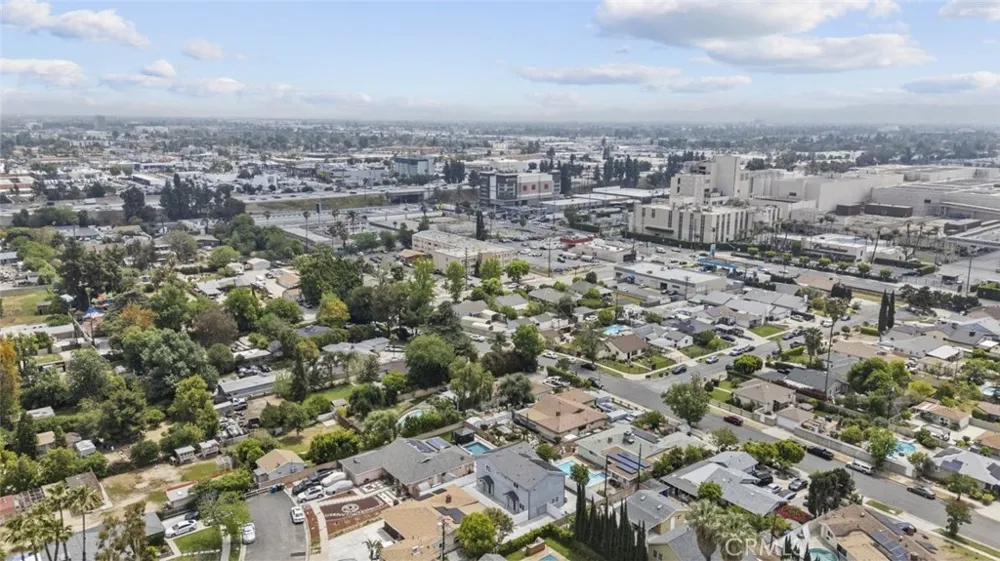 15836 Eccles Street North Hills, CA 91343