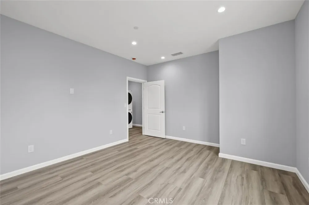 15836 Eccles Street North Hills, CA 91343