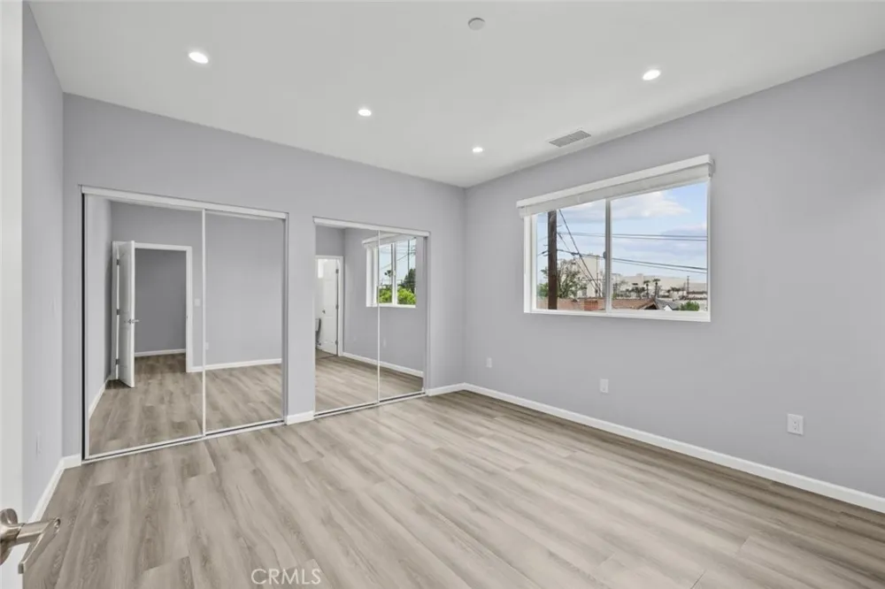 15836 Eccles Street North Hills, CA 91343
