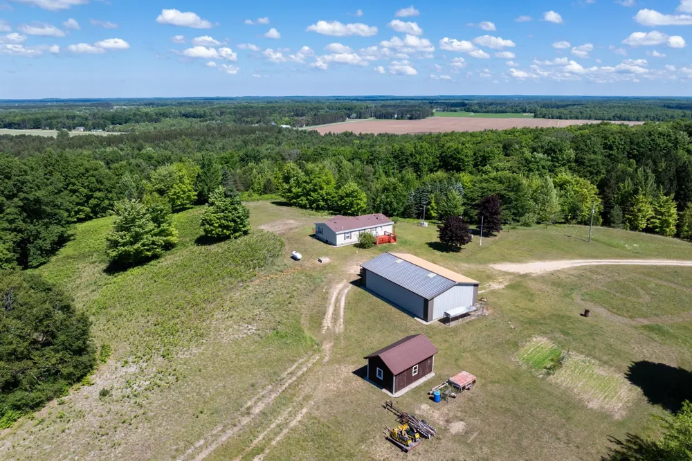 2324 Krumlauf Road Orange Township, MI 49646