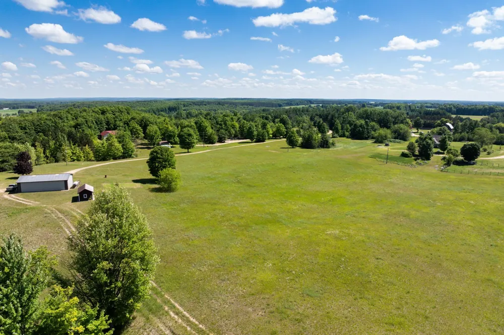 2324 Krumlauf Road Orange Township, MI 49646
