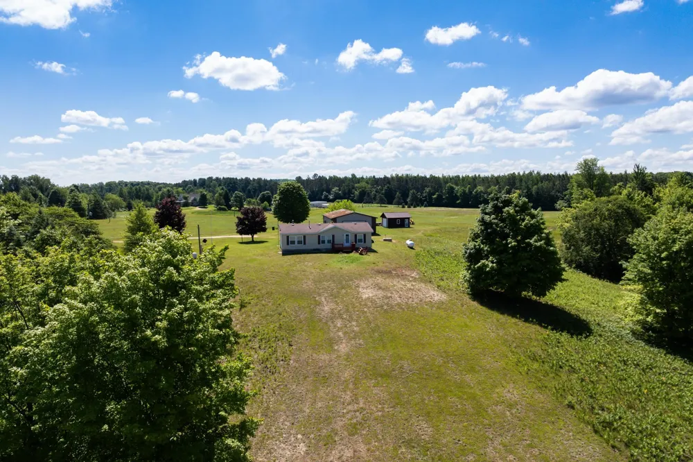 2324 Krumlauf Road Orange Township, MI 49646