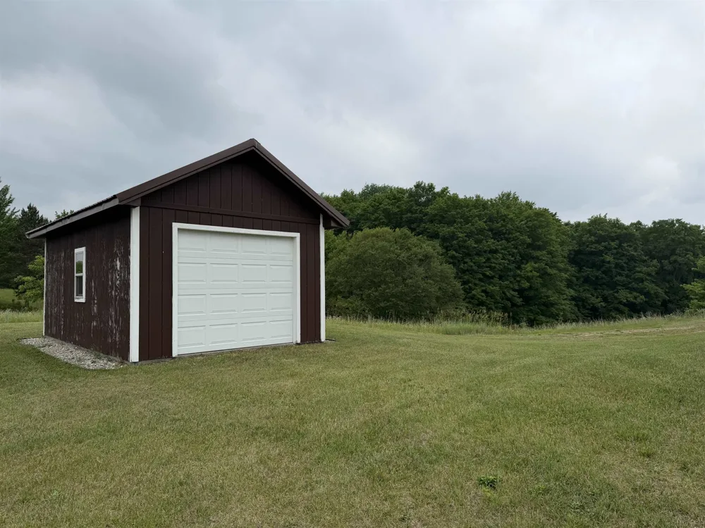 2324 Krumlauf Road Orange Township, MI 49646