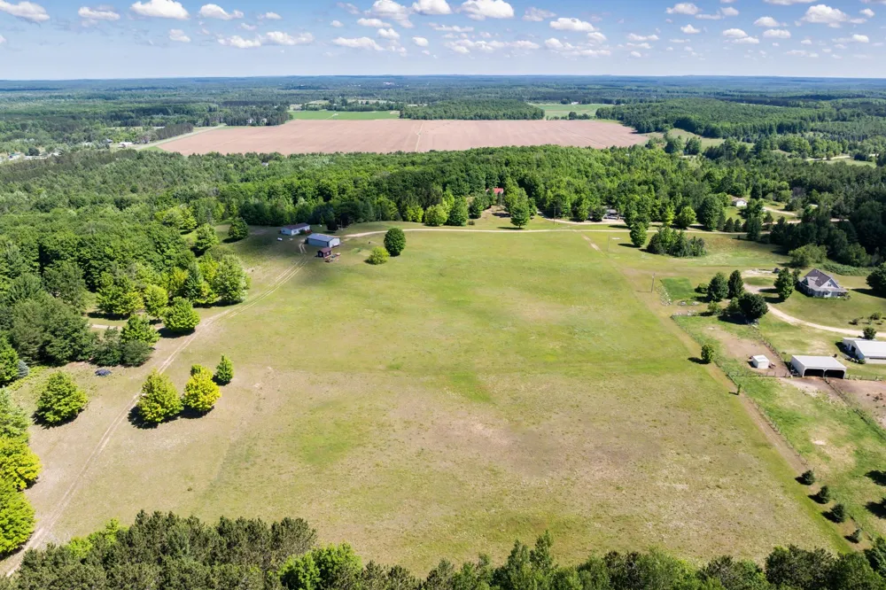 2324 Krumlauf Road Orange Township, MI 49646