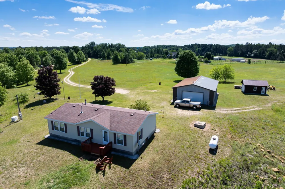 2324 Krumlauf Road Orange Township, MI 49646