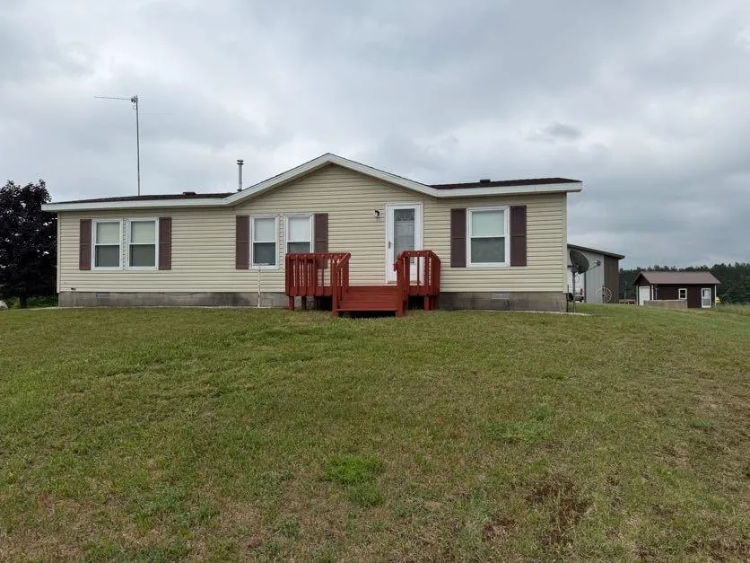2324 Krumlauf Road Orange Township, MI 49646
