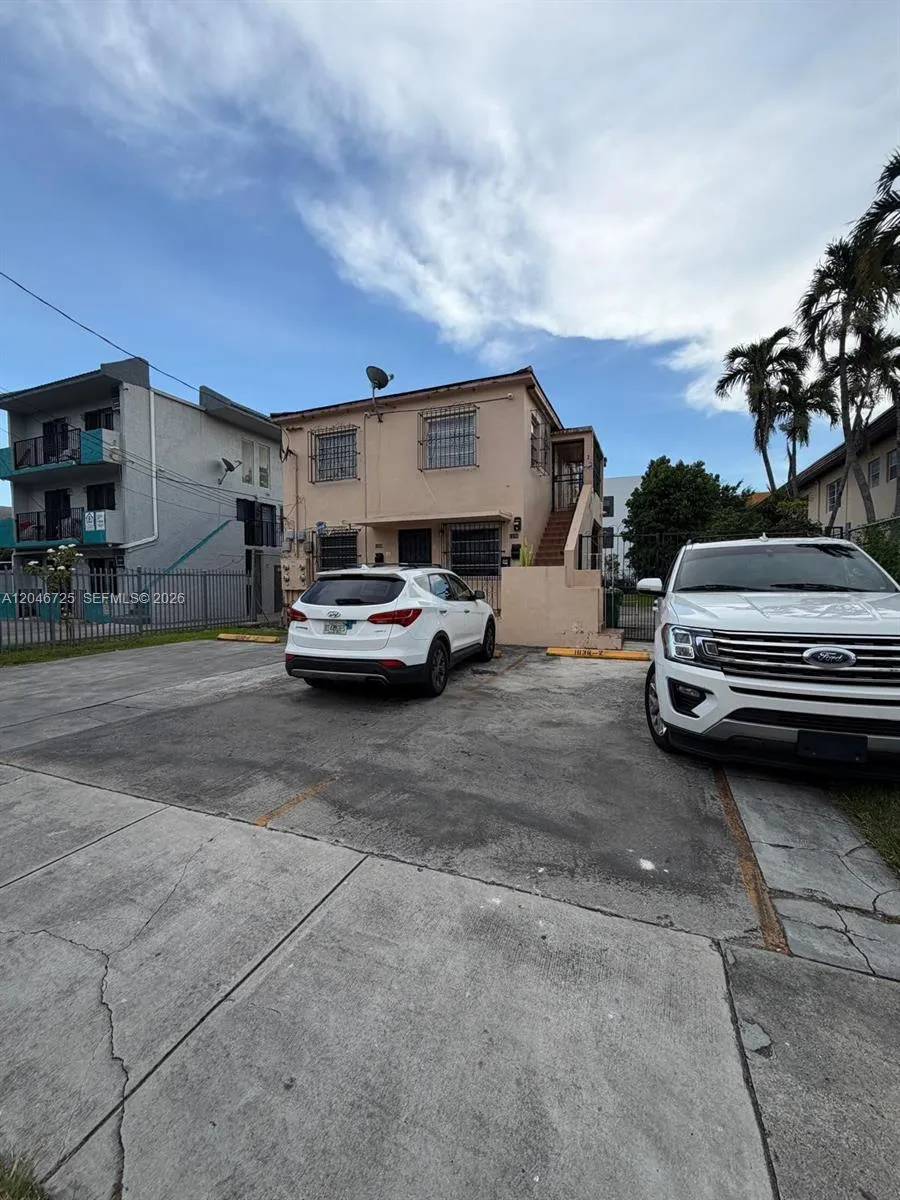 1036 NW 3rd St #2 Miami, FL 33128