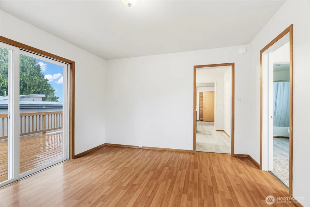 175 Jacobson Road Cathlamet, WA 98612