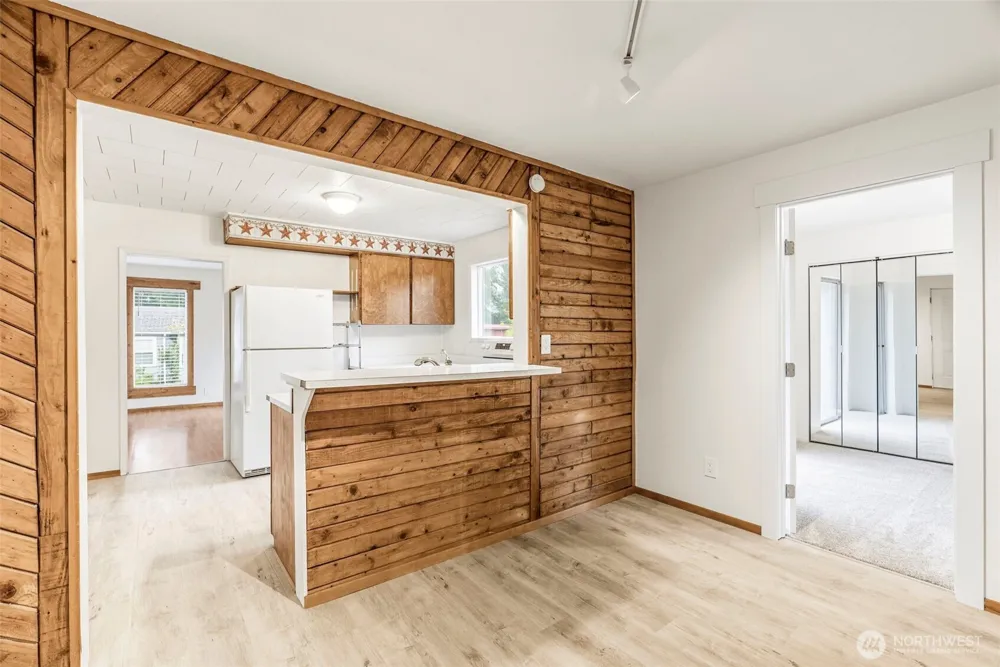 175 Jacobson Road Cathlamet, WA 98612