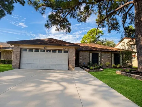 10603 Mackenzie Drive