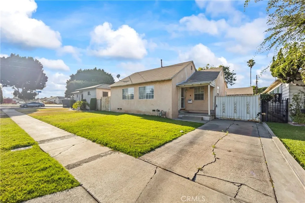 1209 E 124th Street Los Angeles, CA 90059