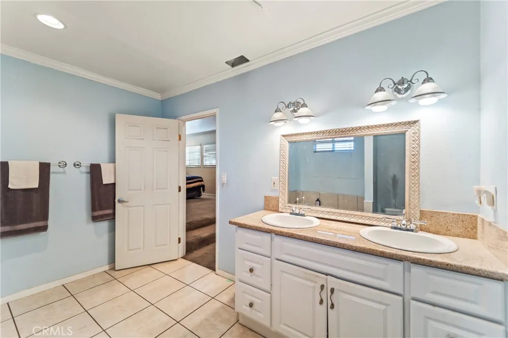 1209 E 124th Street Los Angeles, CA 90059