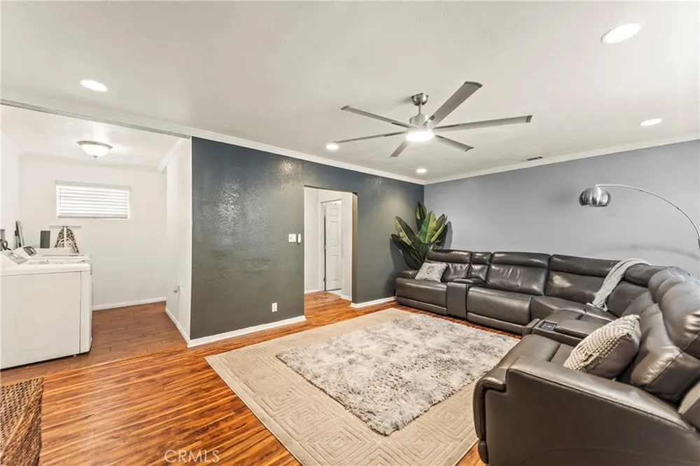1209 E 124th Street Los Angeles, CA 90059