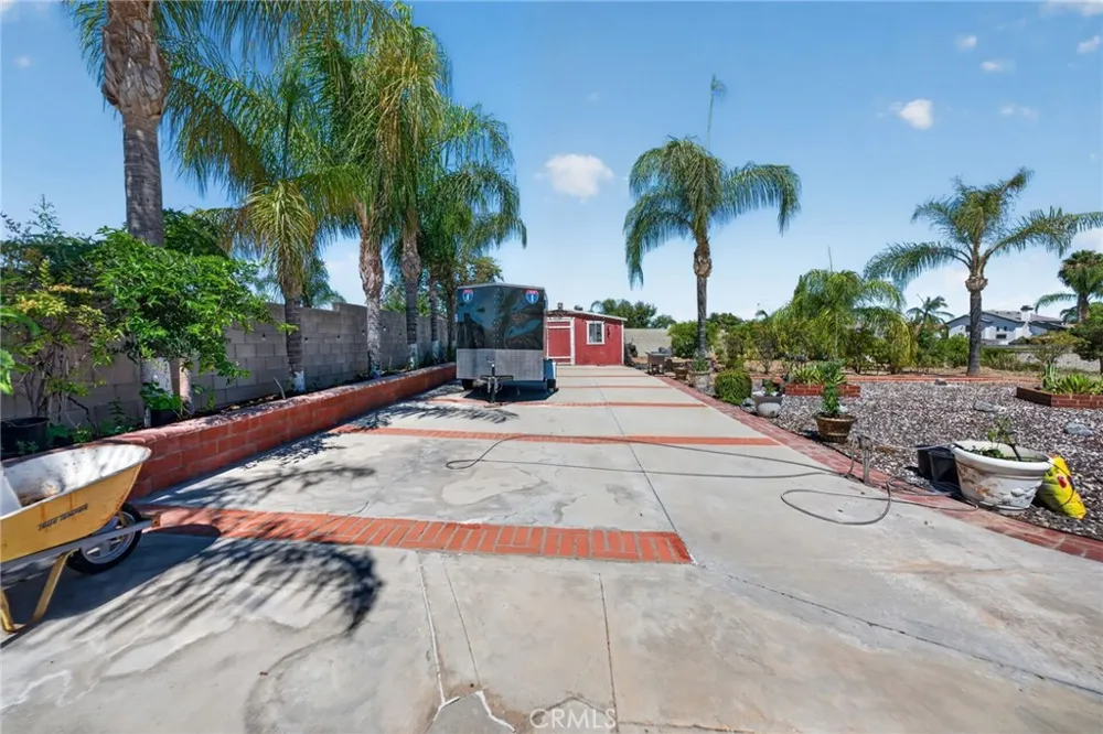 3608 Charolais Place Perris, CA 92571