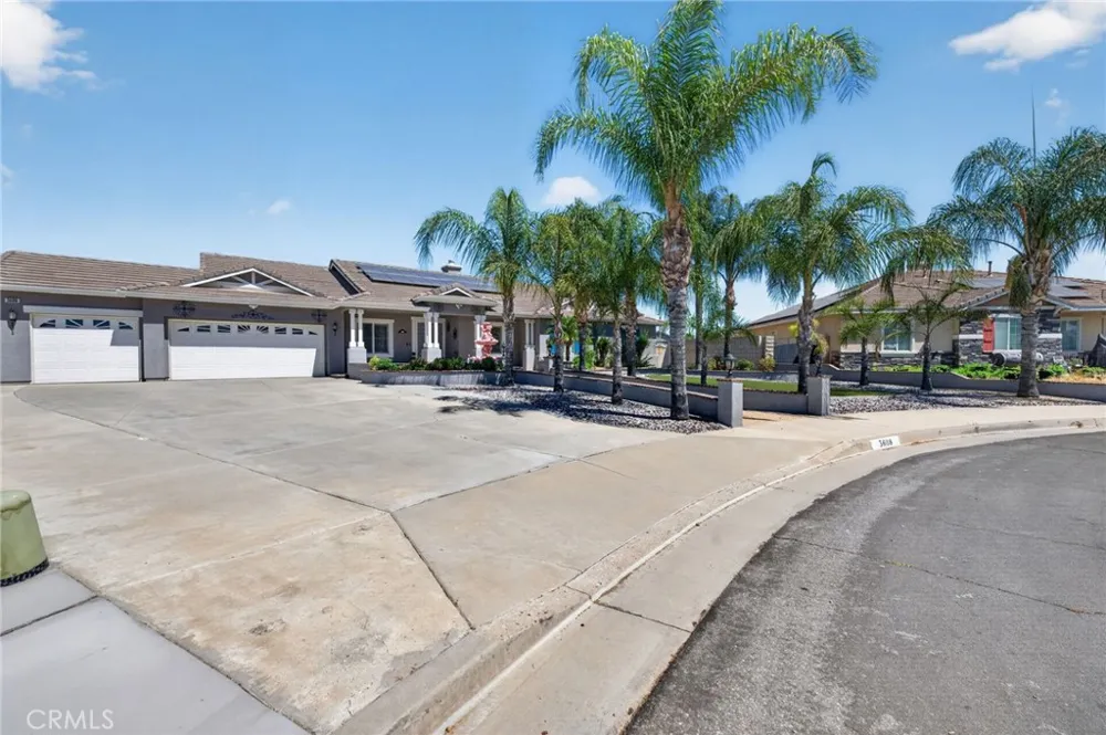 3608 Charolais Place Perris, CA 92571