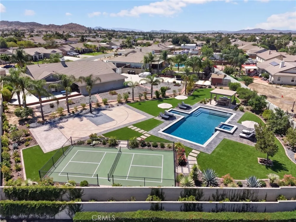 3608 Charolais Place Perris, CA 92571