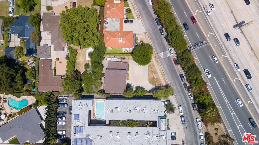 4747 Orion Avenue Sherman Oaks, CA 91403